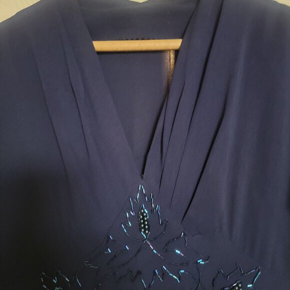 Vintage hand-beaded navy blue cocktail dress; approx. size 4-6 (s) - Picture 3 of 16